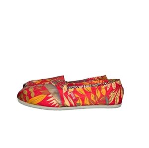 BOBS from Skechers Women's Worls-Botanical Gardens Closed-Toe Moccasins Red (11)